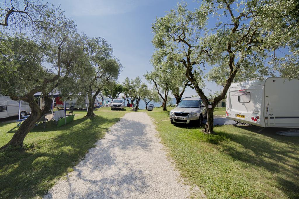 Sereno Camping Holiday Moniga del Garda 외부 사진